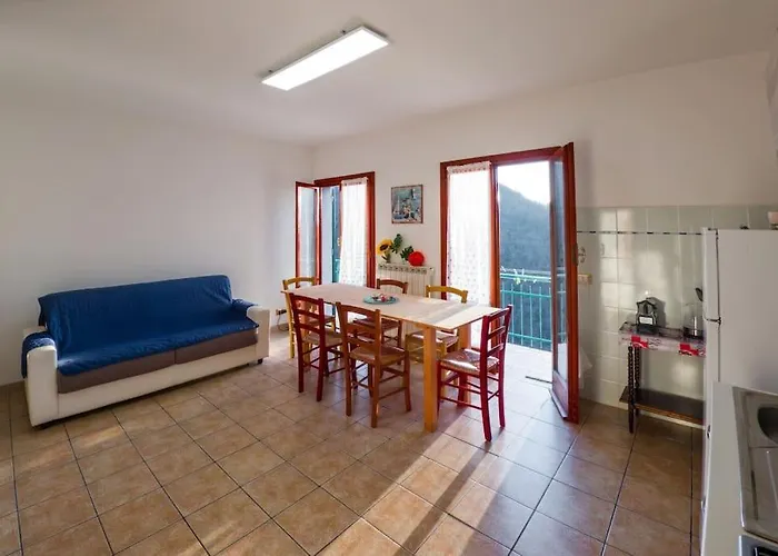 The Olive Trees- Jacuzzi-garden-wifi-barbecue-parking Feriehus Avegno