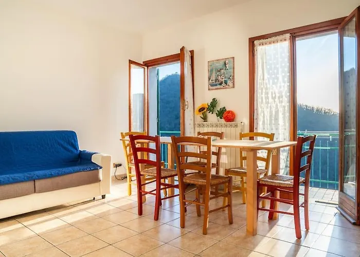 Feriehus The Olive Trees- Jacuzzi-garden-wifi-barbecue-parking