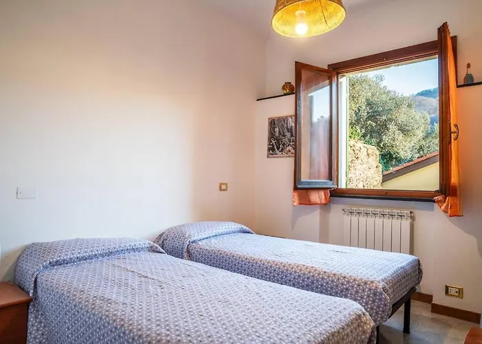 The Olive Trees- Jacuzzi-garden-wifi-barbecue-parking Feriehus Avegno