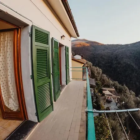 Holiday home The Olive Trees- Jacuzzi-garden-wifi-barbecue-parking